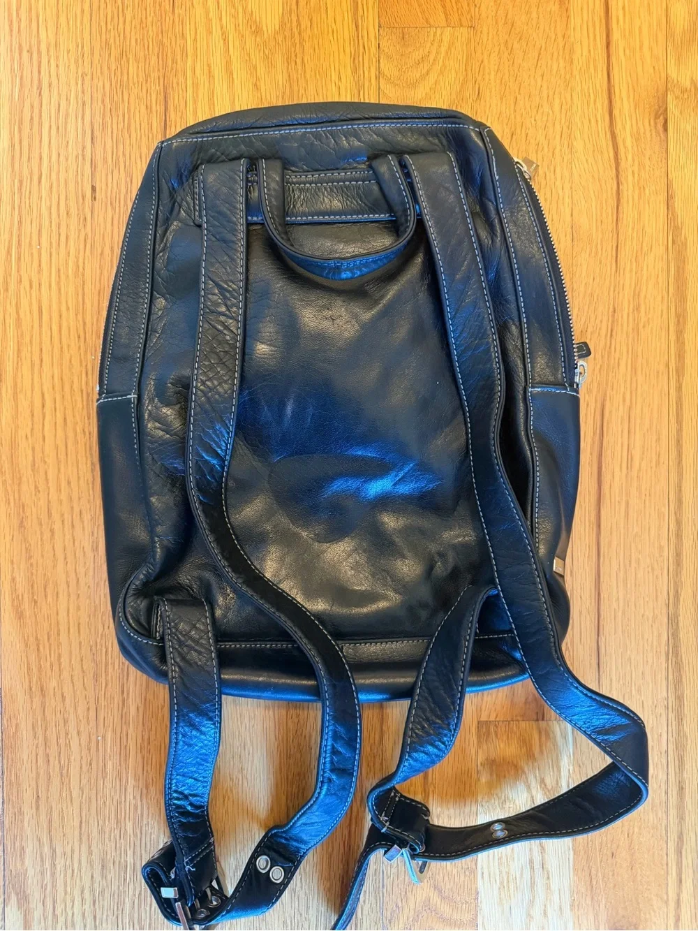Perlina Black Leather Backpack with Front Zip Pocket